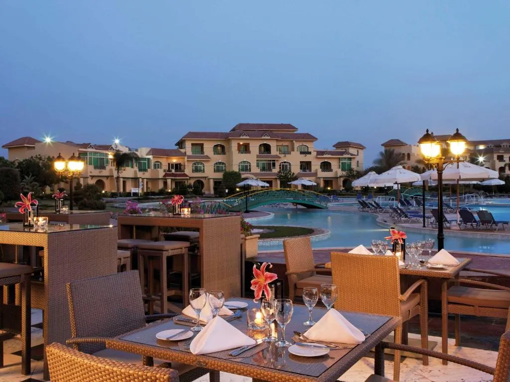 KAIRO & GRAND EGYPTIAN MUSEUM