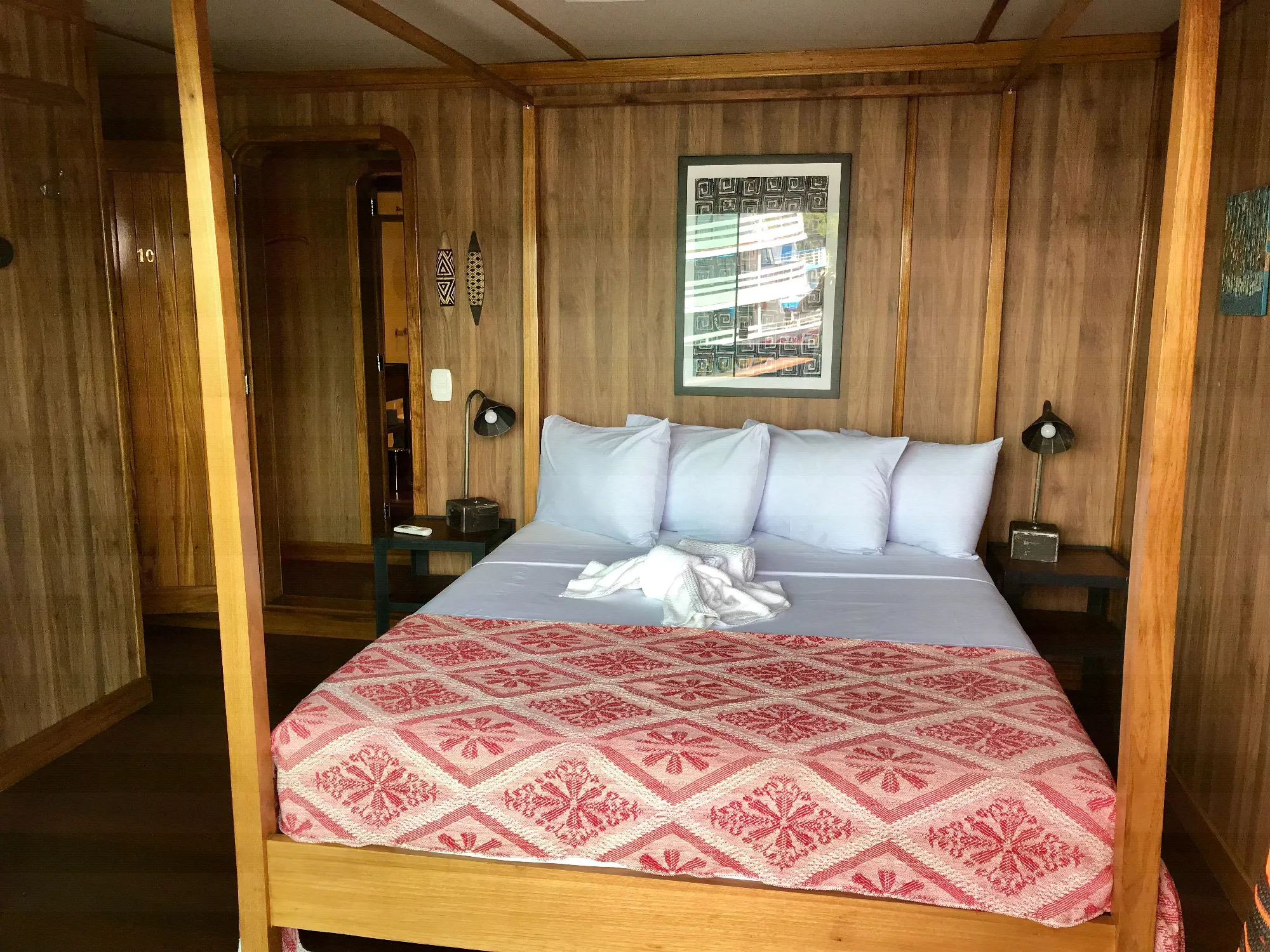 1.000 Meilen auf dem Amazonas - Exklusiv-Charter: 1.000 Meilen auf dem Amazonas von Manaus nach Tabatinga