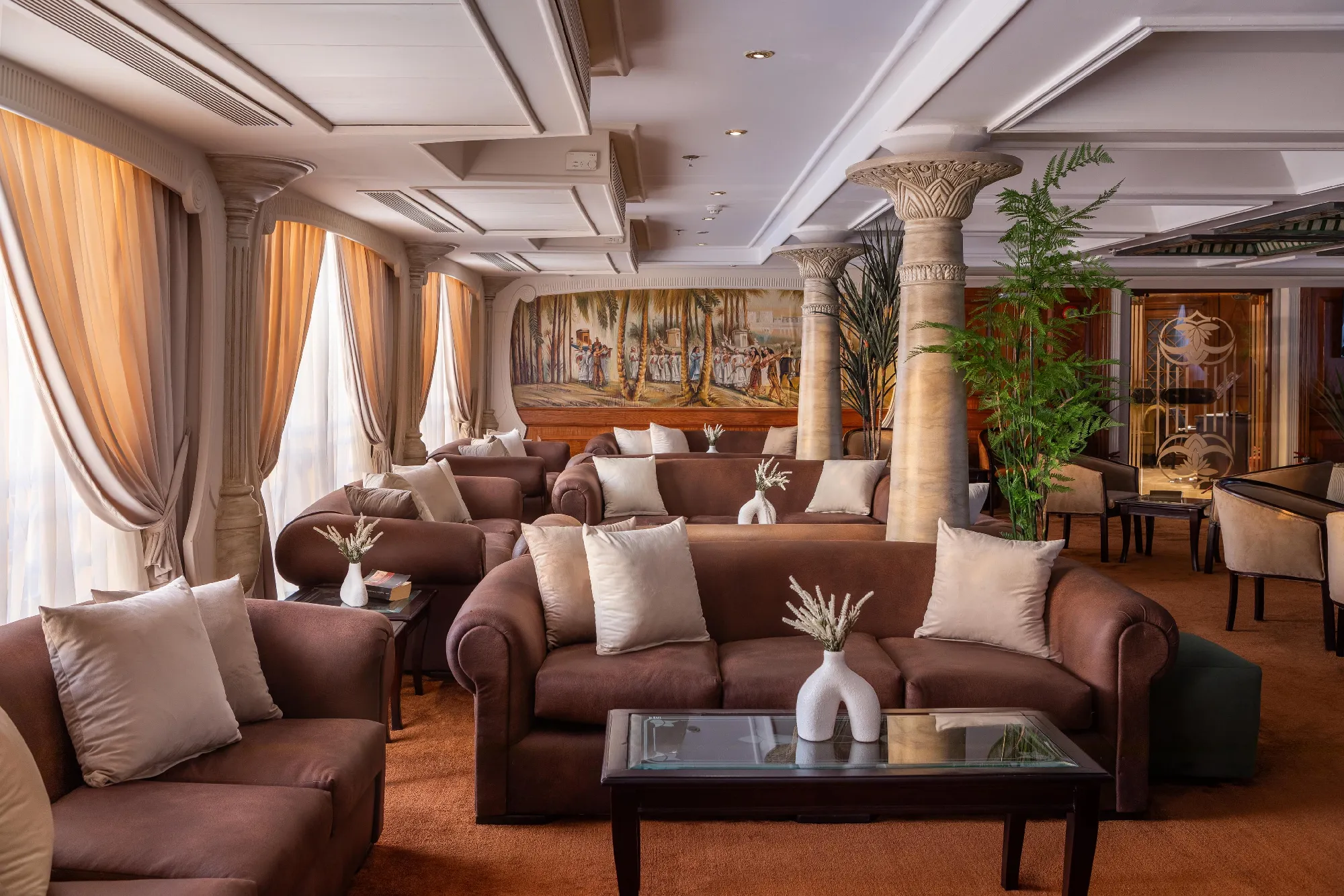 Nilkreuzfahrt & Baden 5***** Nile Crown III & 5***** Hotel Mövenpick Resort & Spa El Gouna