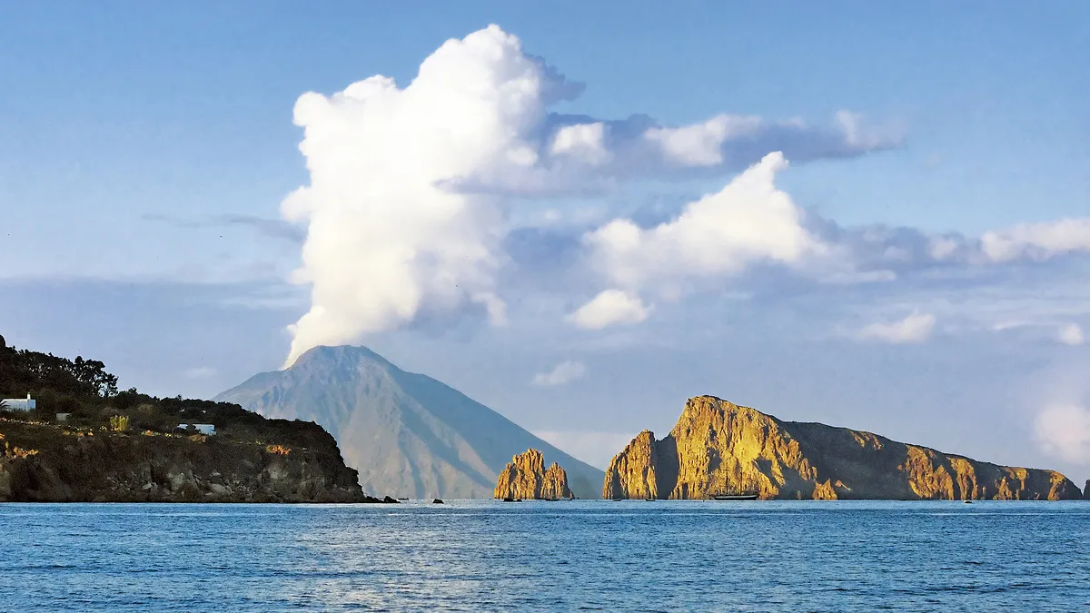 Inselhüpfen – Äolische Inseln | Tanz auf den Vulkanen