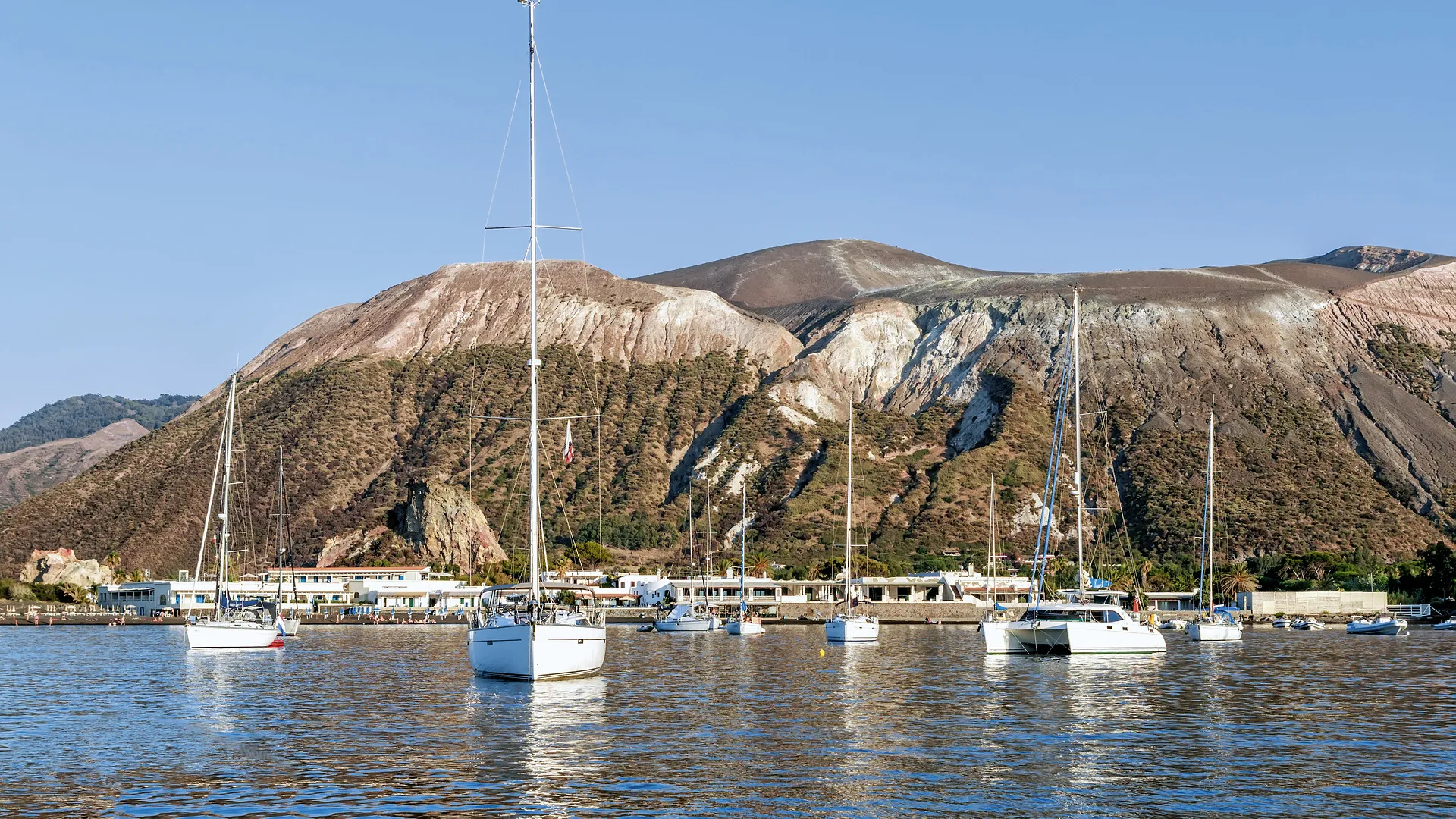 Highlights der Liparischen Inseln erwandern