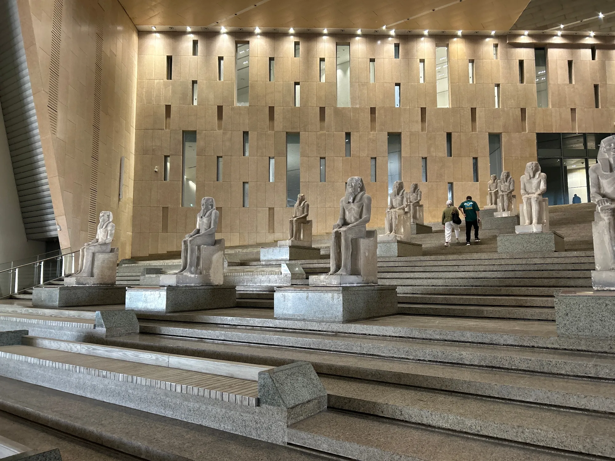 KAIRO & GRAND EGYPTIAN MUSEUM