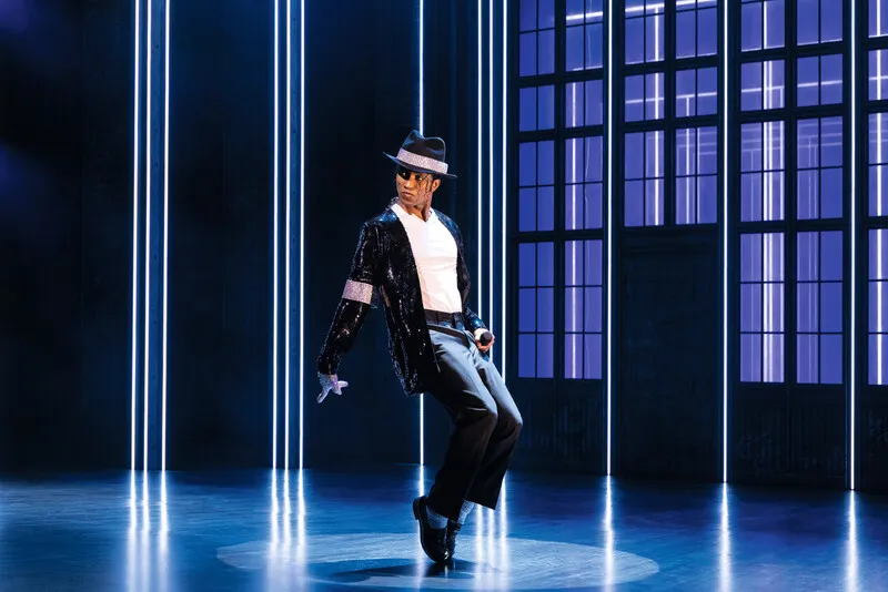 DAS MICHAEL JACKSON MUSICAL | Hamburg mit dem ÖBB Nightjet | ab/bis Wien
