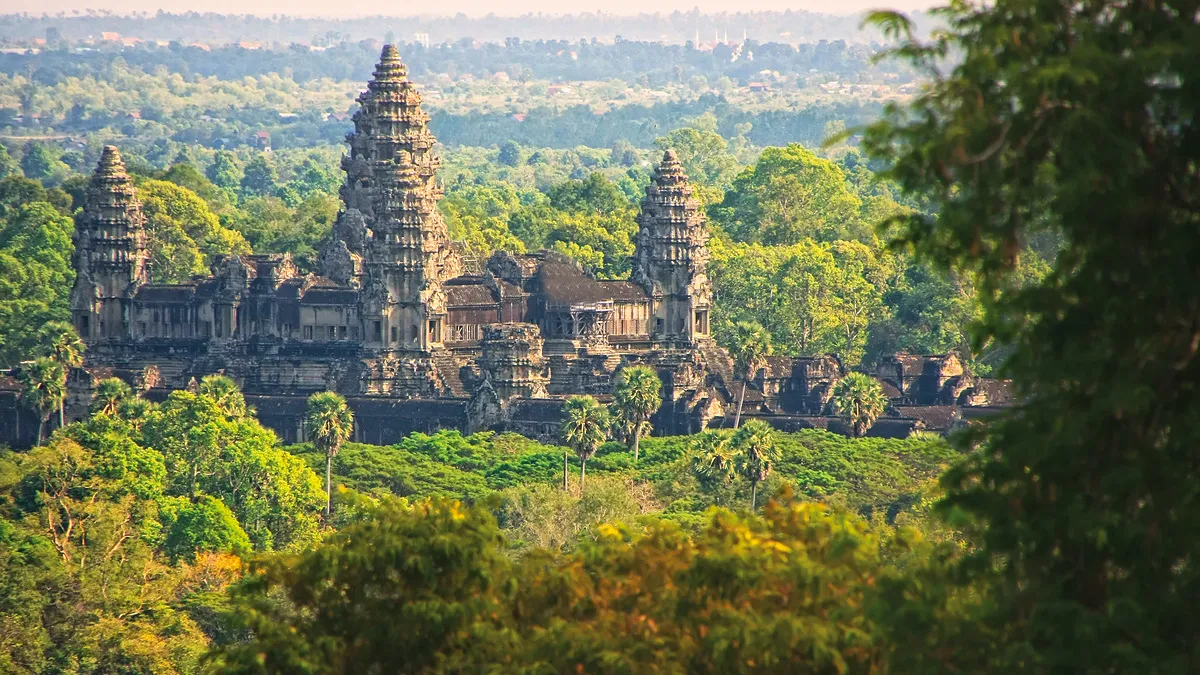 KAMBODSCHA & VIETNAM | Das Lächeln der Khmer