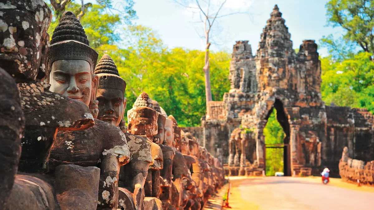 KAMBODSCHA & VIETNAM | Das Lächeln der Khmer