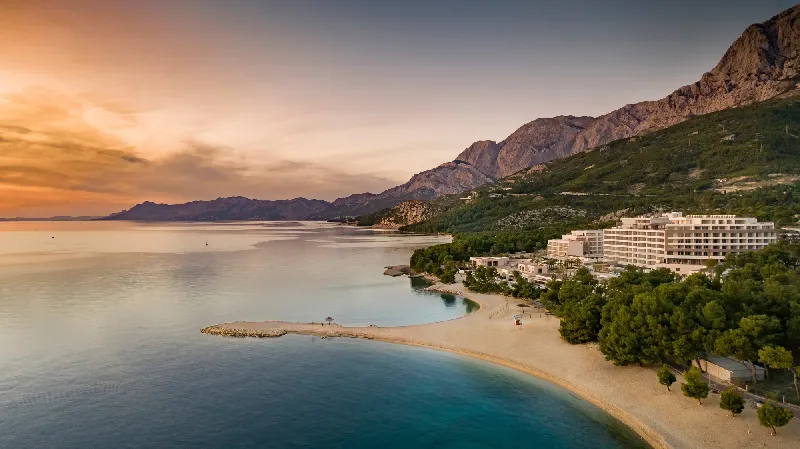Kroatien | Makarska | Aminess Khalani Beach Hotel ***** tour offer cover