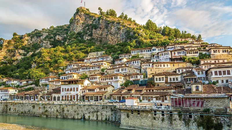 ALBANIEN | Ins Land der Skipetaren mit Abstecher zum Ohrid-See tour offer cover