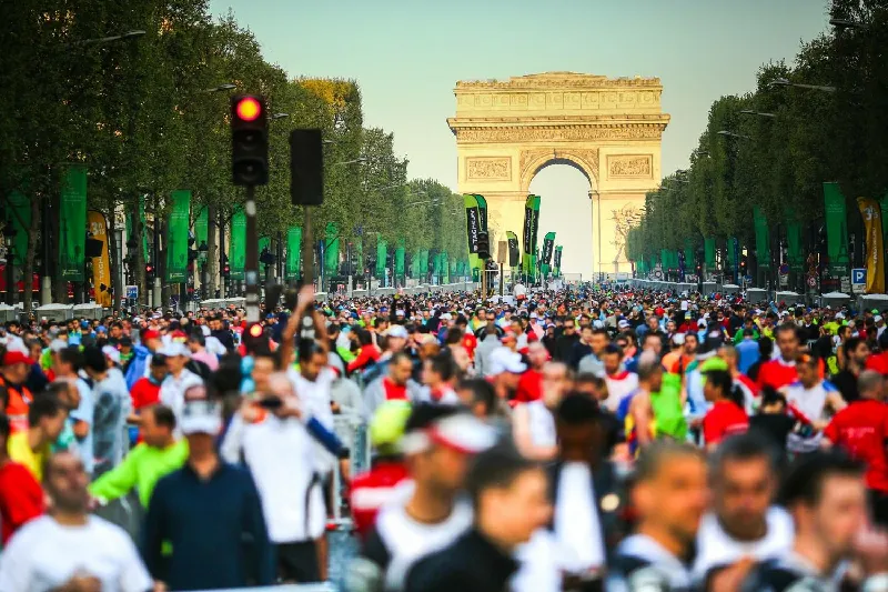 Paris Marathon tour offer cover