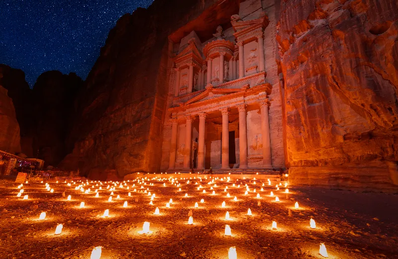 Jordanien - Reise zu den Nabatäern mit Übernachtung im Wüstencamp tour offer cover