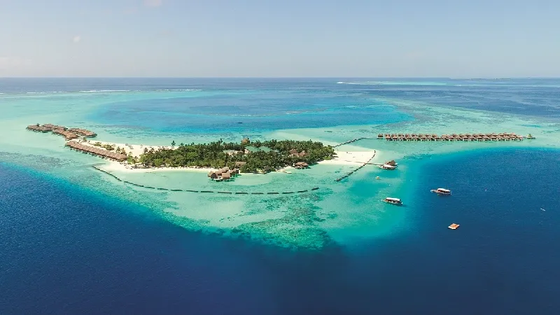 Constance Moofushi Maldives tour offer cover