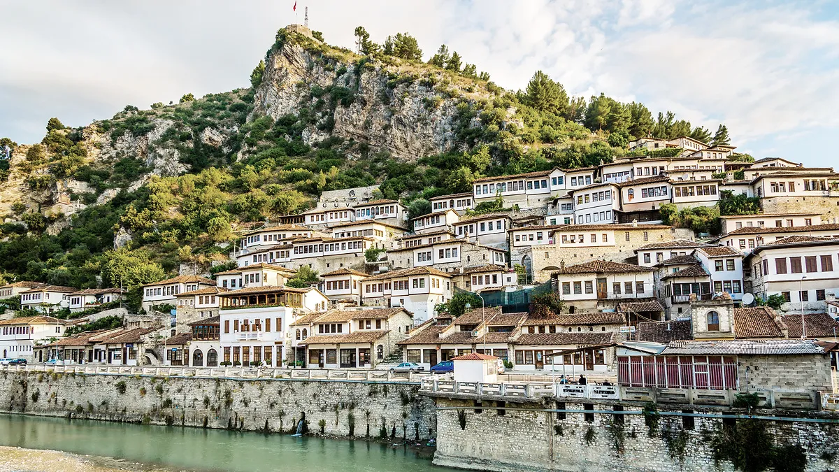 ALBANIEN | Ins Land der Skipetaren mit Abstecher zum Ohrid-See tour offer cover